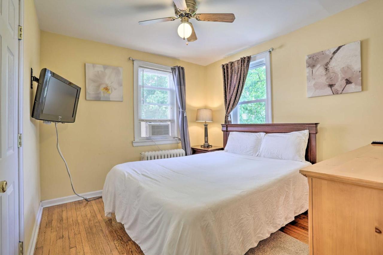 Suburban With Backyard Patio Less Than 7 Miles To Dtwn! Holiday home Lansdowne
