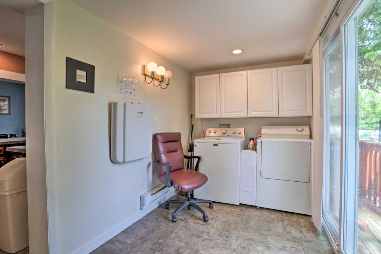 Holiday home Suburban With Backyard Patio Less Than 7 Miles To Dtwn! Lansdowne