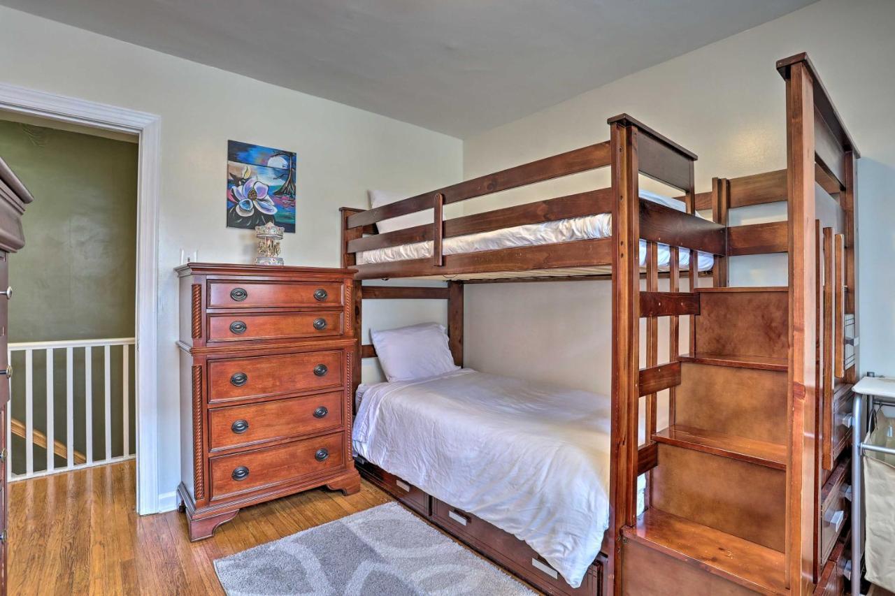Suburban With Backyard Patio Less Than 7 Miles To Dtwn! *