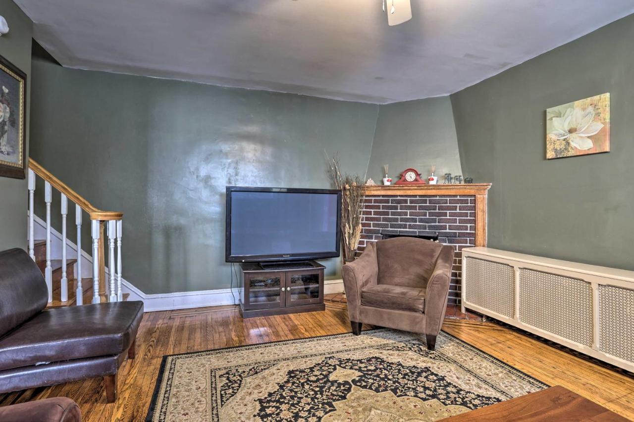 Holiday home Suburban With Backyard Patio Less Than 7 Miles To Dtwn! Lansdowne